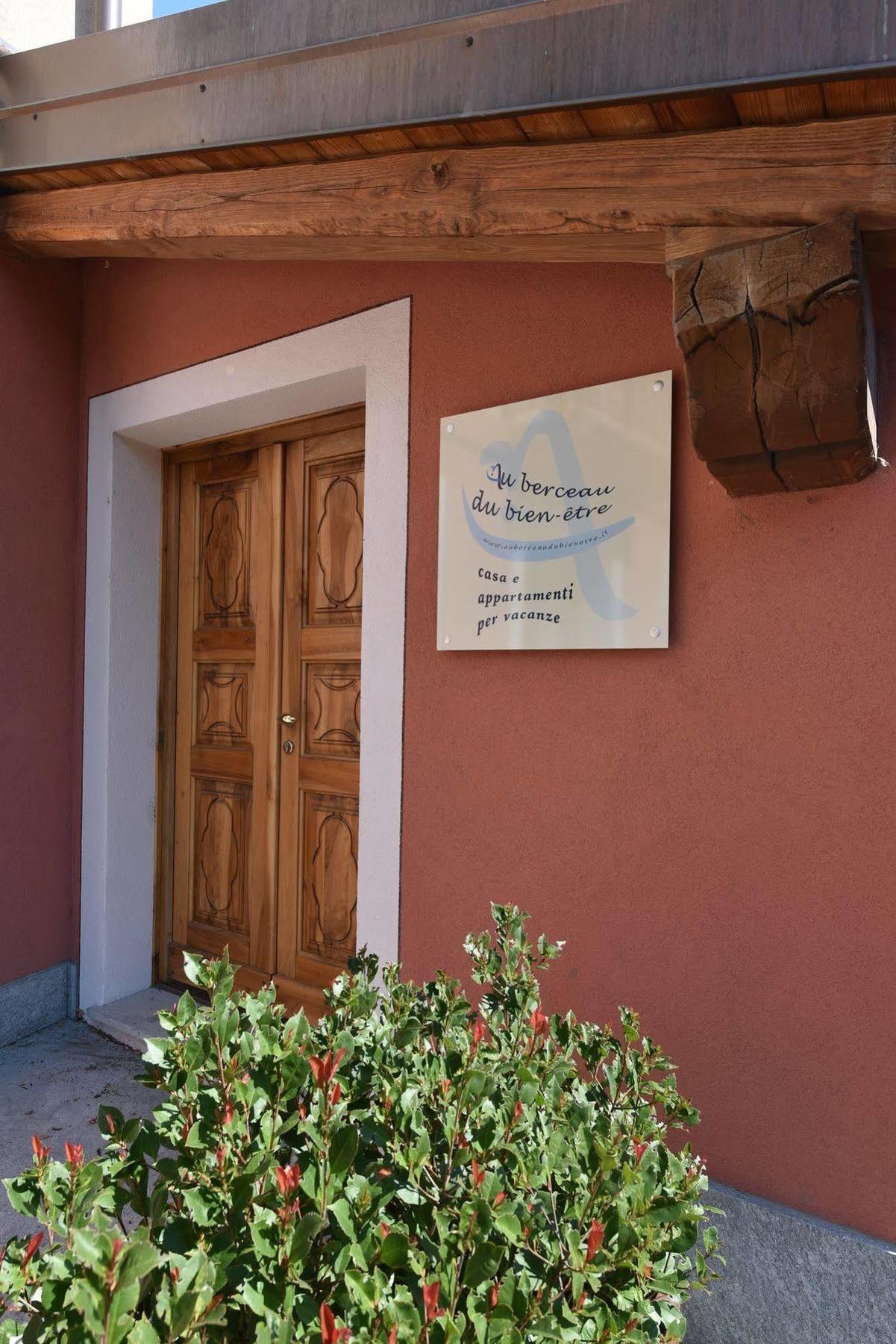 Au Berceau Du Bien-Etre Chambave Exterior foto