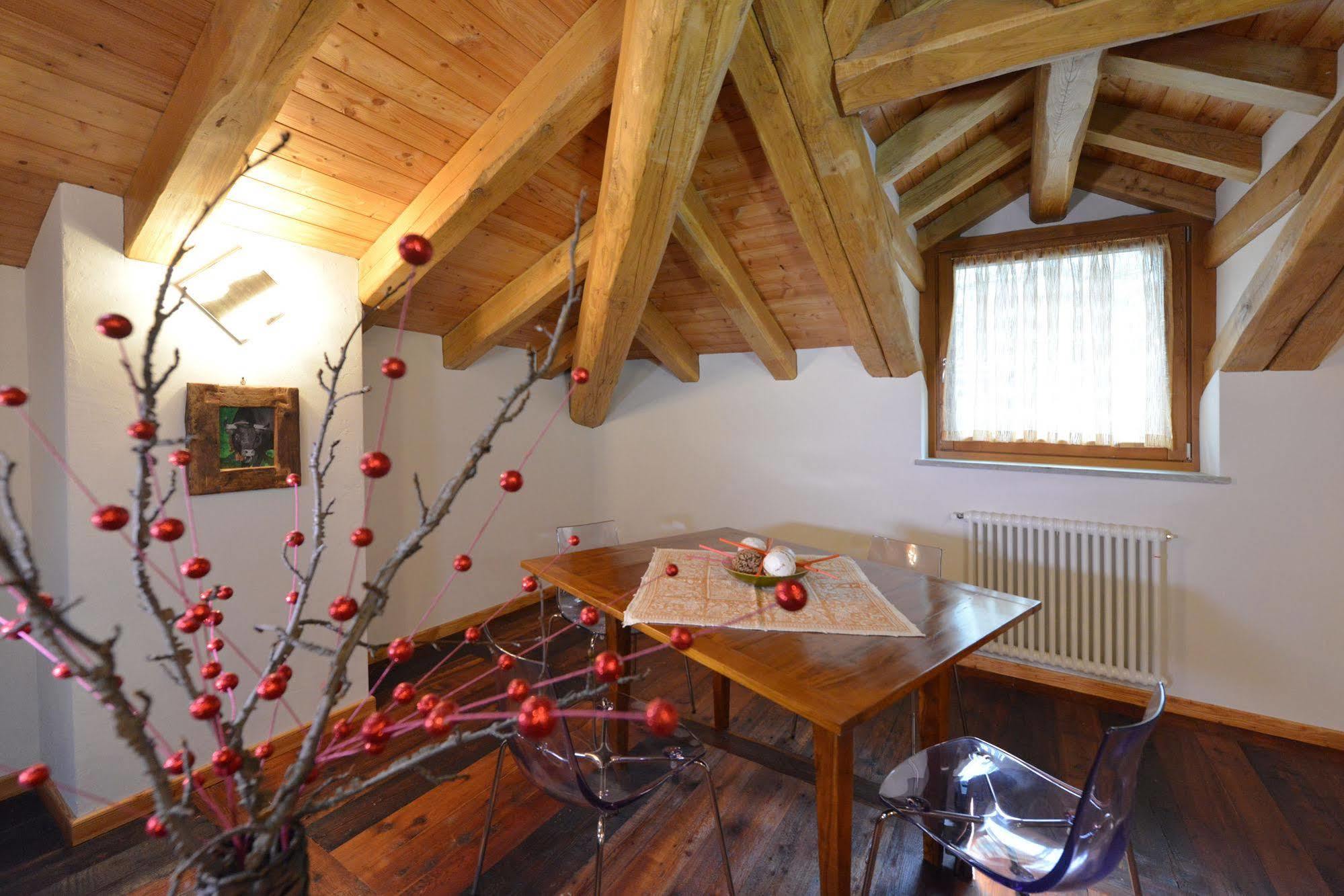 Au Berceau Du Bien-Etre Chambave Exterior foto