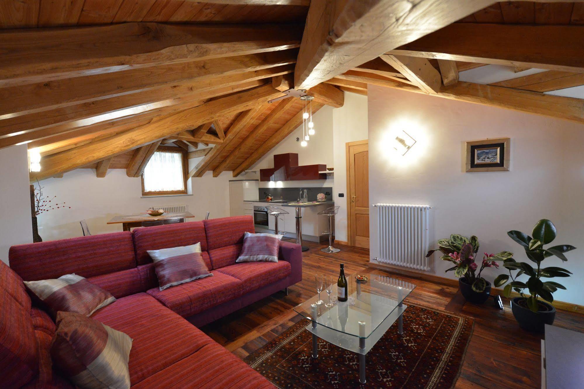 Au Berceau Du Bien-Etre Chambave Exterior foto